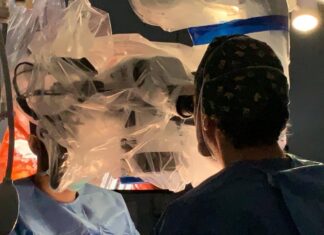 Mitaka al Policlinico di Bari - interventi di microchirurgia plastica